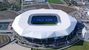 Estadio Groupama, Lyon, Francia