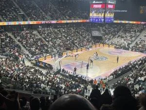 Estadio Porte de La Chapelle, París, Francia