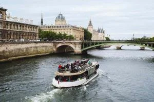 Río Sena, París, Francia