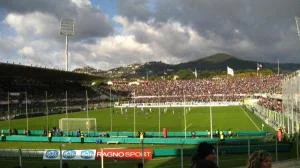 Estadio Artemio Franchi, Florencia, Italia